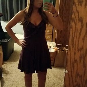 NWOT-Hollister Ruffle/Tie Dress